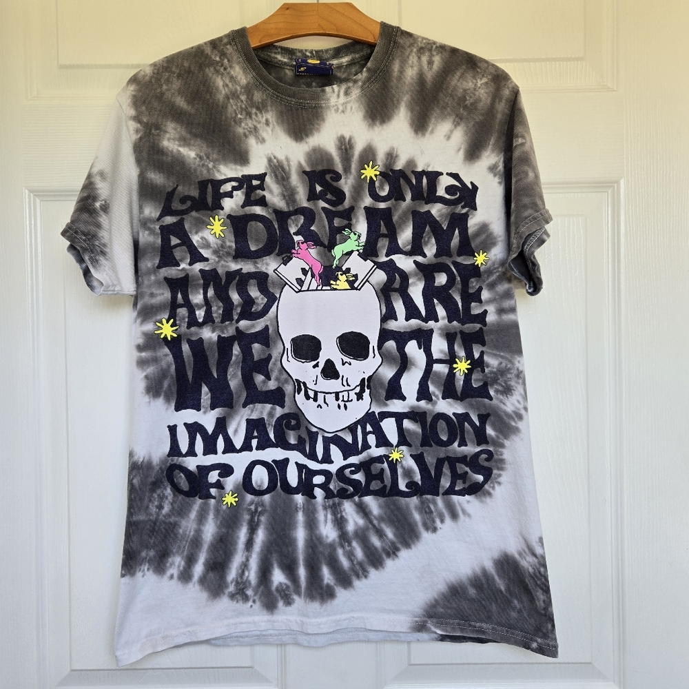 Life Is A Dream Skull Tie Dye Hippie Gothic Whimsigoth Graphic Tee Shirt Small